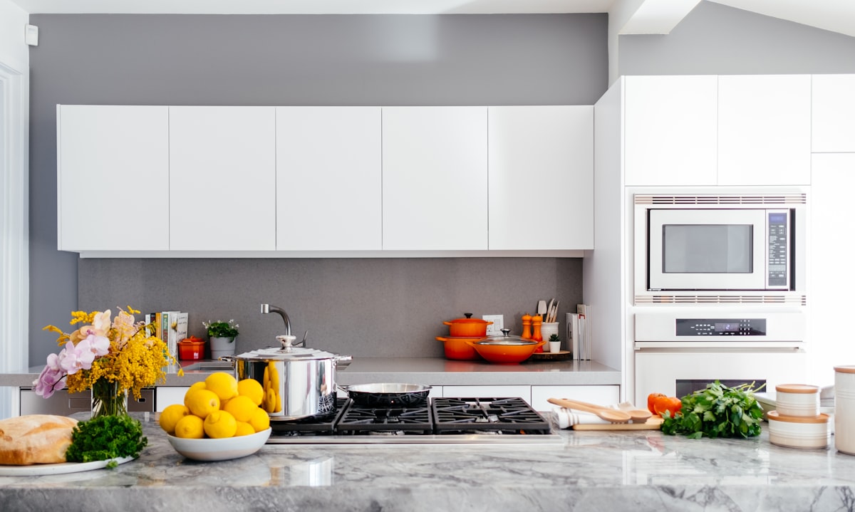 Kitchen counter prepared for a practical product video guide